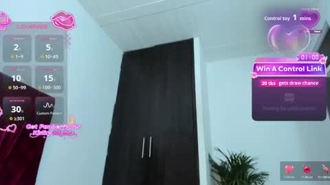 Snapshot of beckyrogue_44 chatting on May 5, 2026, 9:17 am beckyrogue_44 online show from May 5, 2026, 9:17 am