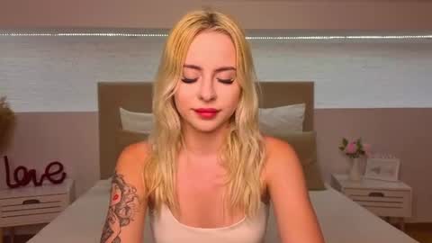Snapshot of bella_crazyy chatting on June 30, 2026, 8:32 pm Bella online show from June 30, 2026, 8:32 pm