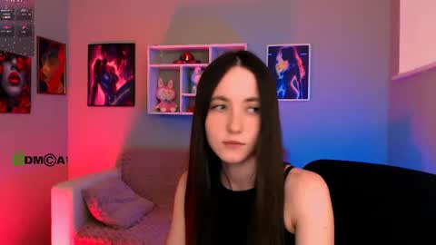 Bella online show from July 1, 2026, 7:35 pm