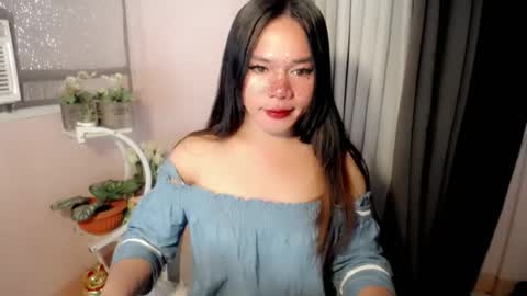 Snapshot of bella_ngo chatting on July 20, 2026, 11:01 am bella_ngo online show from July 20, 2026, 11:01 am