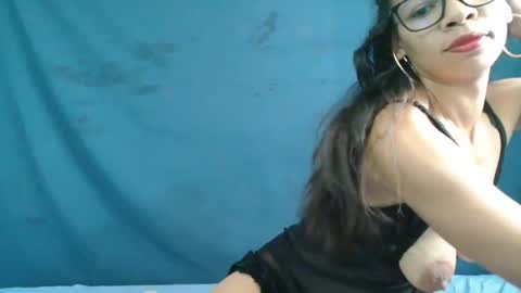bella_sexy99 online show from February 6, 2025, 11:54 am