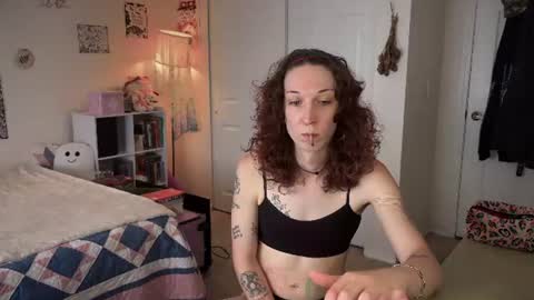 bellababy444 online show from June 15, 2026, 4:09 pm