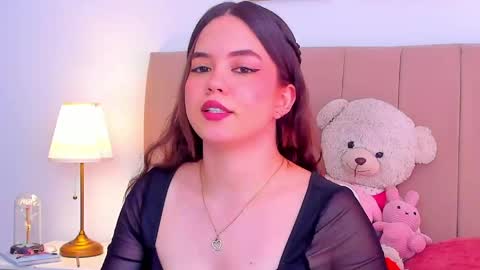 Snapshot of bellafontana chatting on May 13, 2026, 6:05 pm BellaFontana online show from May 13, 2026, 6:05 pm