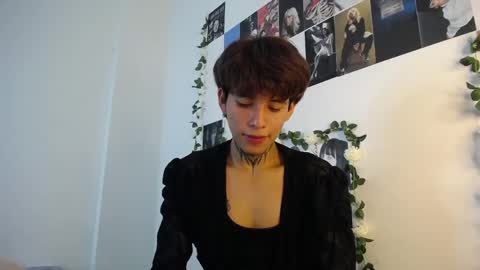 bellamy0955 online show from April 14, 2026, 3:34 am