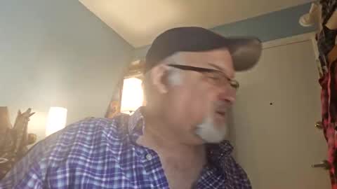 Bendavewill online show from May 20, 2026, 5:57 am