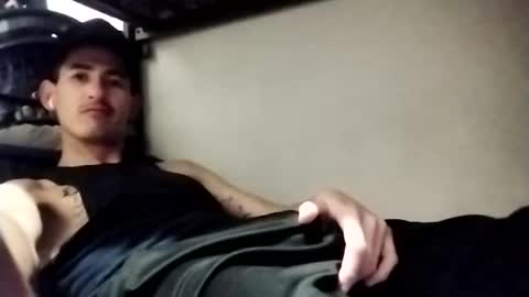 bennivanni online show from February 5, 2025, 2:29 am