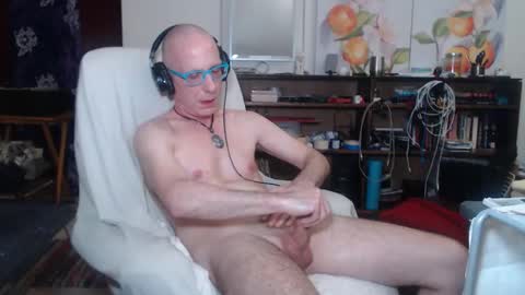 Snapshot of bentkokus chatting on January 14, 2026, 2:06 am Bent online show from January 14, 2026, 2:06 am