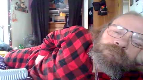 Snapshot of bergeeric1970 chatting on February 27, 2026, 4:07 pm bergeeric1970 online show from February 27, 2026, 4:07 pm