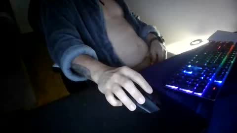 Bernhard online show from May 5, 2026, 5:43 pm
