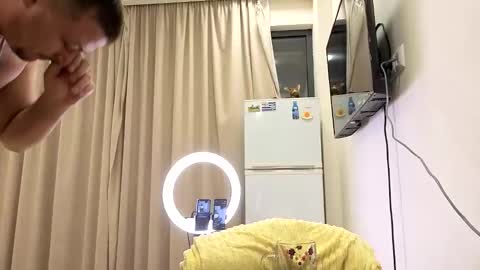 best_ass2000 online show from May 29, 2026, 8:07 pm