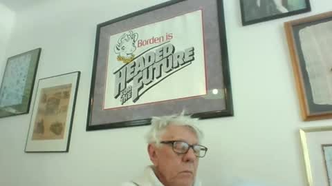 Snapshot of bestshot1951 chatting on February 27, 2026, 7:03 pm bestshot1951 online show from February 27, 2026, 7:03 pm