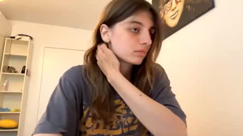 Lina online show from July 12, 2026, 4:09 pm