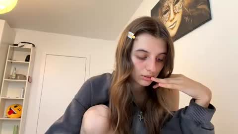 Lina online show from July 27, 2026, 5:20 pm