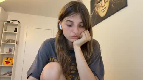 Lina online show from August 2, 2026, 5:33 pm