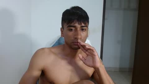 Snapshot of bfernando_05 chatting on March 13, 2026, 10:38 pm BAYRON online show from March 13, 2026, 10:38 pm