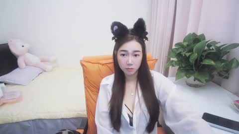 bhlinxuemei online show from June 24, 2026, 7:29 am