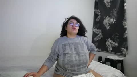 Bianca Tuesday to Sunday from 2am to 6am UTC-5 online show from May 23, 2026, 9:13 am