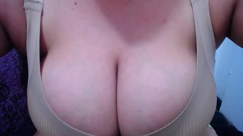  Sunny   online show from March 4, 2026, 2:50 am