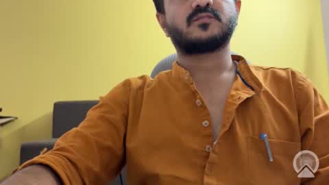 bighandsomesatisfy online show from June 11, 2026, 4:16 pm