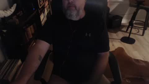 Snapshot of bighugmugg chatting on June 5, 2026, 11:16 am bighugmugg online show from June 5, 2026, 11:16 am