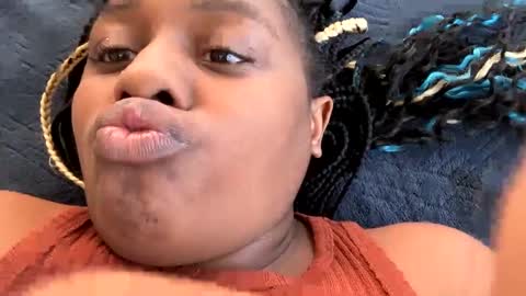bigjuicy728724 online show from December 6, 2024, 6:50 pm