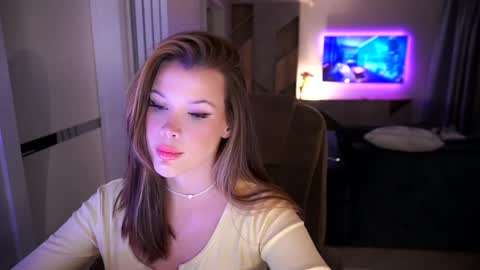 Ann Braslowsky online show from December 1, 2025, 1:10 am