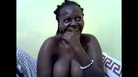 Snapshot of blackdollshe chatting on June 9, 2026, 9:59 pm Sheila online show from June 9, 2026, 9:59 pm