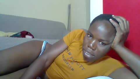 Snapshot of blacksexygal chatting on May 18, 2026, 10:04 pm SARAH online show from May 18, 2026, 10:04 pm