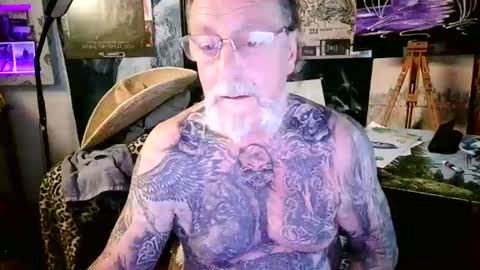 Snapshot of blindsurfer780299 chatting on July 4, 2026, 4:40 am blindsurfer780299 online show from July 4, 2026, 4:40 am
