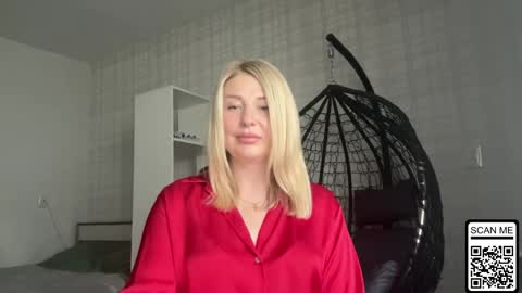blondie_xoxoxo online show from May 19, 2026, 9:15 am