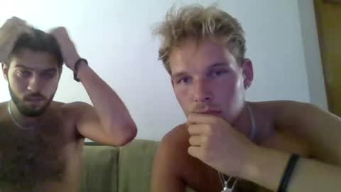 Snapshot of blondiexbrunette chatting on June 19, 2026, 12:31 pm Aron X Emrah online show from June 19, 2026, 12:31 pm