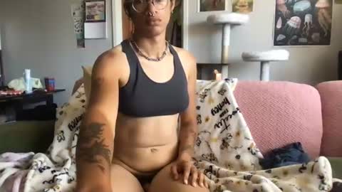bloodrushbabe online show from July 9, 2026, 8:24 pm