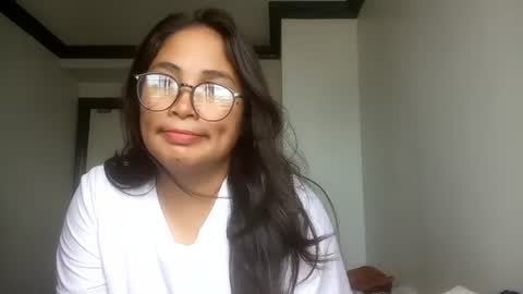 Snapshot of blossy92 chatting on July 25, 2026, 12:42 am Blossom online show from July 25, 2026, 12:42 am