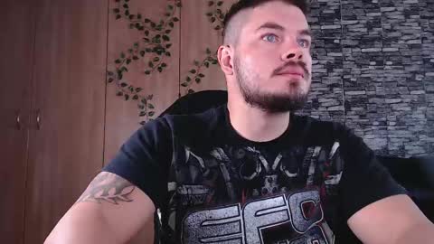 Snapshot of blueeyeboy0 chatting on May 21, 2026, 7:37 am blueeyeboy0 online show from May 21, 2026, 7:37 am
