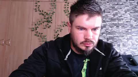 Snapshot of blueeyeboy0 chatting on June 1, 2026, 8:05 am blueeyeboy0 online show from June 1, 2026, 8:05 am