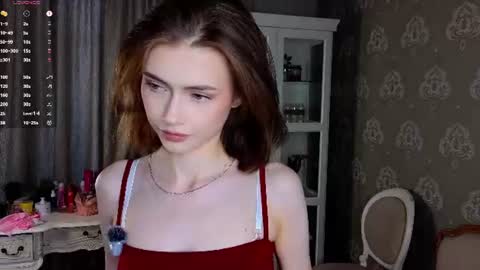 Snapshot of bluuemarine chatting on June 21, 2026, 4:42 pm Mary online show from June 21, 2026, 4:42 pm