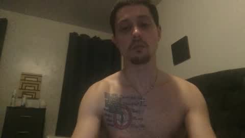 bmiichael327 online show from May 5, 2026, 8:11 am