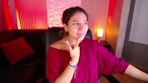 bonnali_lune online show from July 22, 2026, 4:26 am