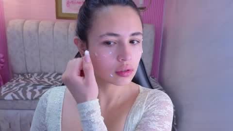 Bonnie  online show from June 3, 2026, 12:41 pm