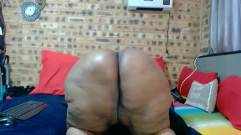 Snapshot of bootytwerkxxx chatting on May 3, 2026, 6:19 am bootytwerkxxx online show from May 3, 2026, 6:19 am