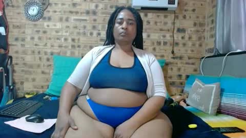 Snapshot of bootytwerkxxx chatting on May 18, 2026, 6:19 am bootytwerkxxx online show from May 18, 2026, 6:19 am