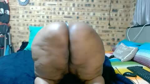 Snapshot of bootytwerkxxx chatting on June 2, 2026, 5:48 pm bootytwerkxxx online show from June 2, 2026, 5:48 pm