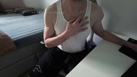 bottomtsinner online show from May 17, 2026, 10:11 am