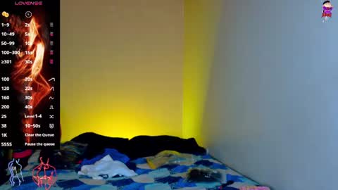 boy_nauthy online show from June 17, 2026, 12:02 am