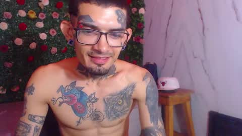 boy_tatto77 online show from May 12, 2026, 6:05 pm