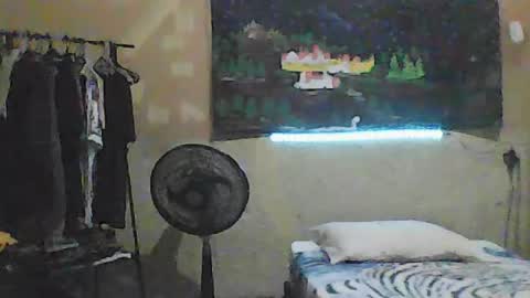boy_tatto77 online show from June 7, 2026, 5:22 am
