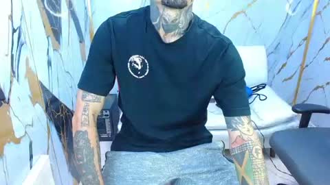 Snapshot of boy_tatto77 chatting on July 18, 2026, 1:54 am boy_tatto77 online show from July 18, 2026, 1:54 am