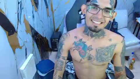 Snapshot of boy_tatto77 chatting on July 19, 2026, 1:59 pm boy_tatto77 online show from July 19, 2026, 1:59 pm