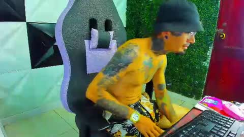 Snapshot of boy_tatto77 chatting on July 25, 2026, 4:54 am boy_tatto77 online show from July 25, 2026, 4:54 am