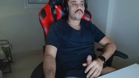 brasilianonca online show from May 25, 2026, 2:17 am